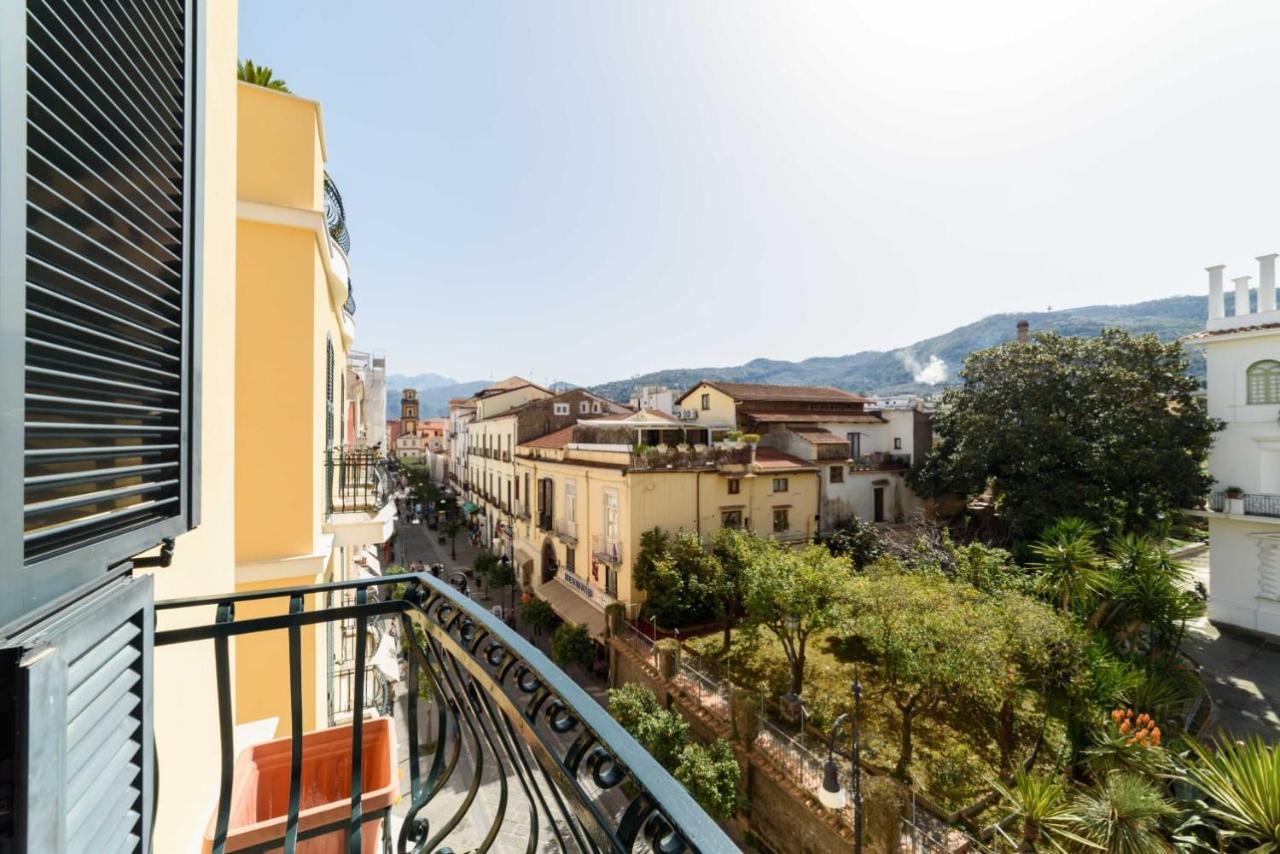 La Camelia Apartment Sorrento Ngoại thất bức ảnh