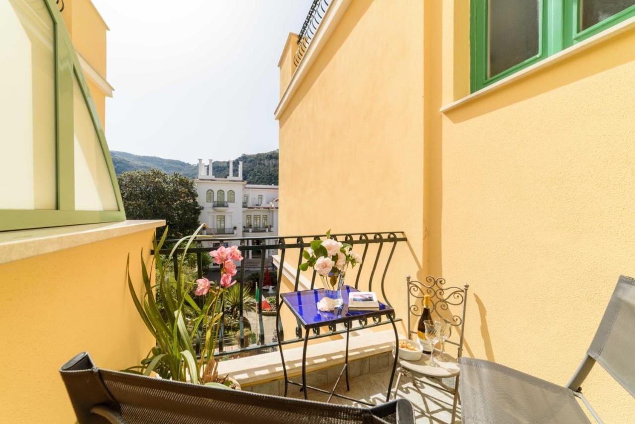 La Camelia Apartment Sorrento Ngoại thất bức ảnh